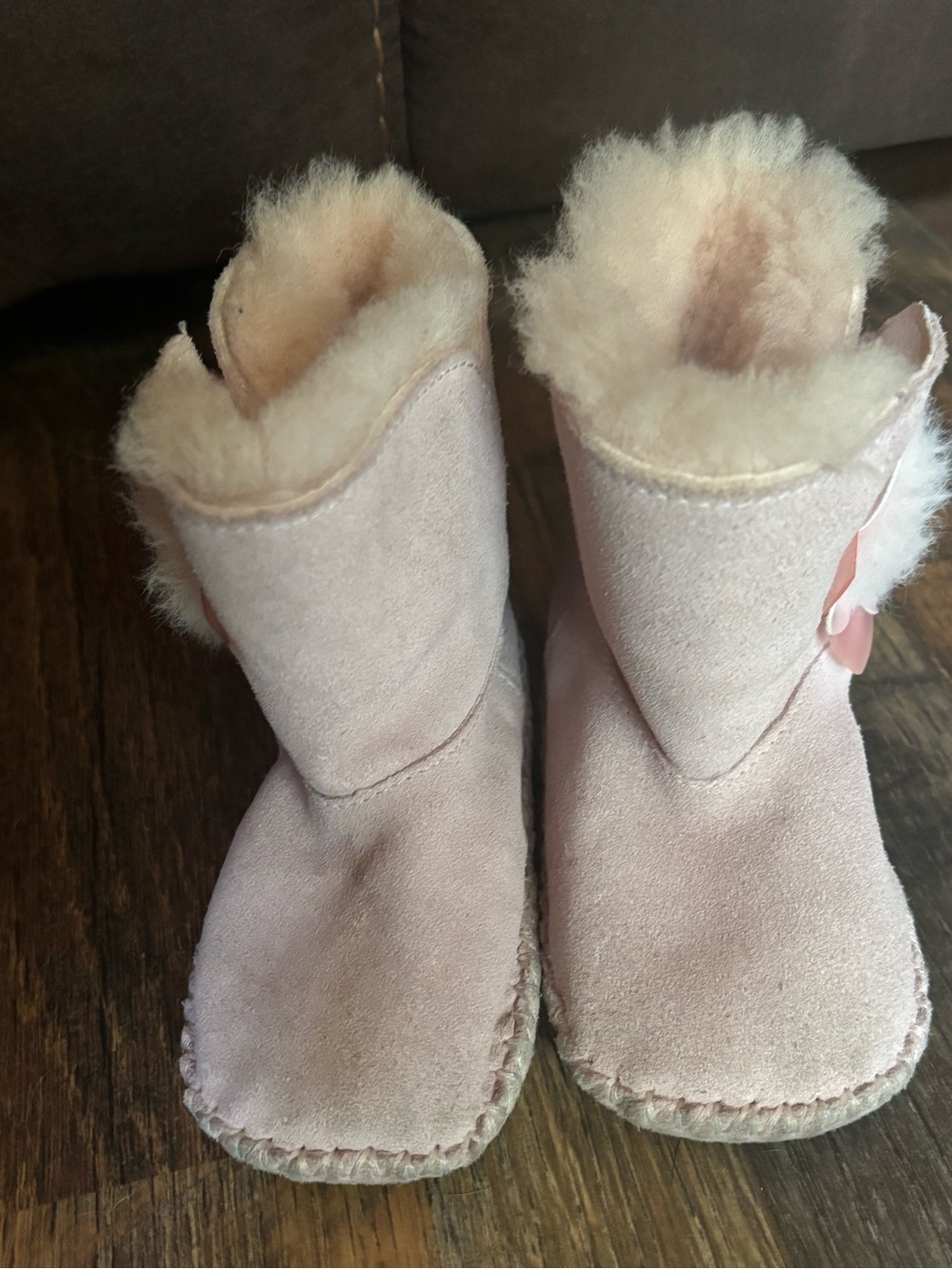 UGG light pink Sherpa lined boots toddler size 4/5